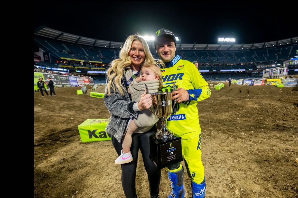 Anaheim 2 - Triple Crown event so hard to score. Webb didn't win a stage but was consistent. Tomac nice result. Jett crashed. Anderson is 2nd before penalty