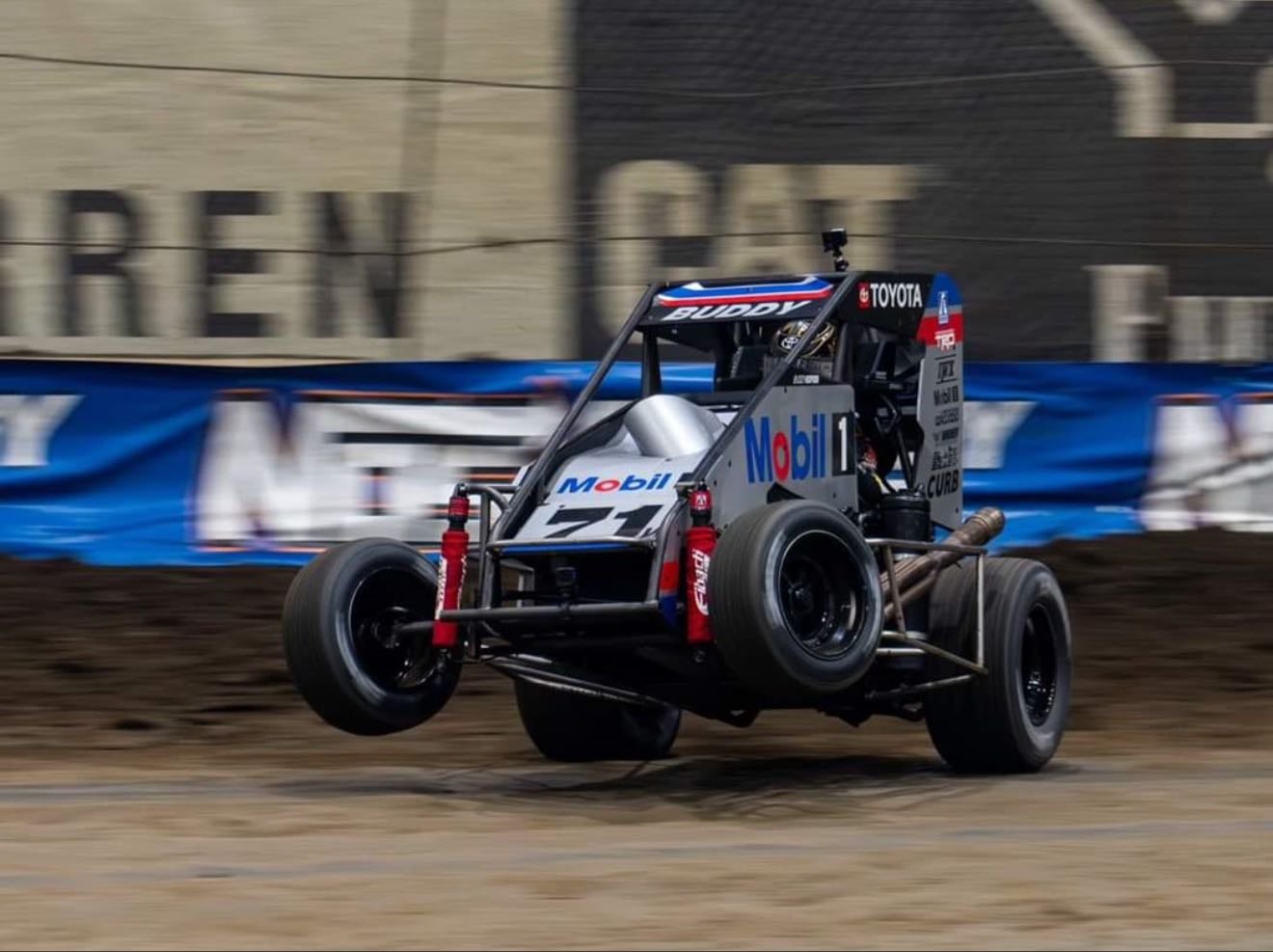 Midgets: Chili Bowl Nationals Qualifying - January 9, 2024
Kofoid started p1 and led the whole way with a couple cautions occurring. He won by pretty sizable margin