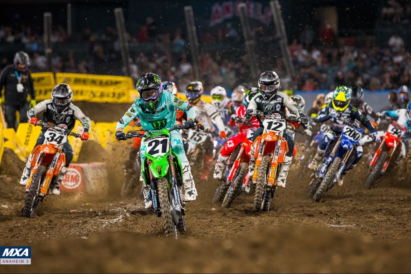 Anaheim 3 - Anderson rides momentum into Anaheim and leads wire to wire. Tomac comes pretty close but Hombre strings out lead. Barcia finishes 3rd