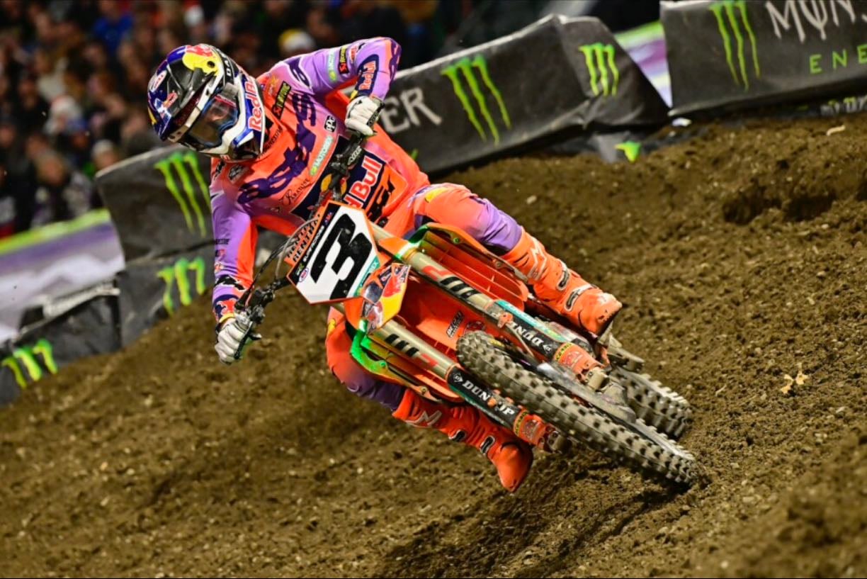 Anaheim 1 - Red flag on lap 1 with bad crash between Barcia and Stewart. Tomac led every lap after restart with Roczen 2nd. Prado podium in KTM debut. Sexton rough