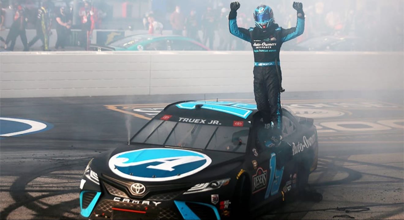 Darlington - Don't know how this was 72%. Truex led 248 of 293 laps. First 750hp race of year. Larson got pretty close but hard to pass and Truex cruised