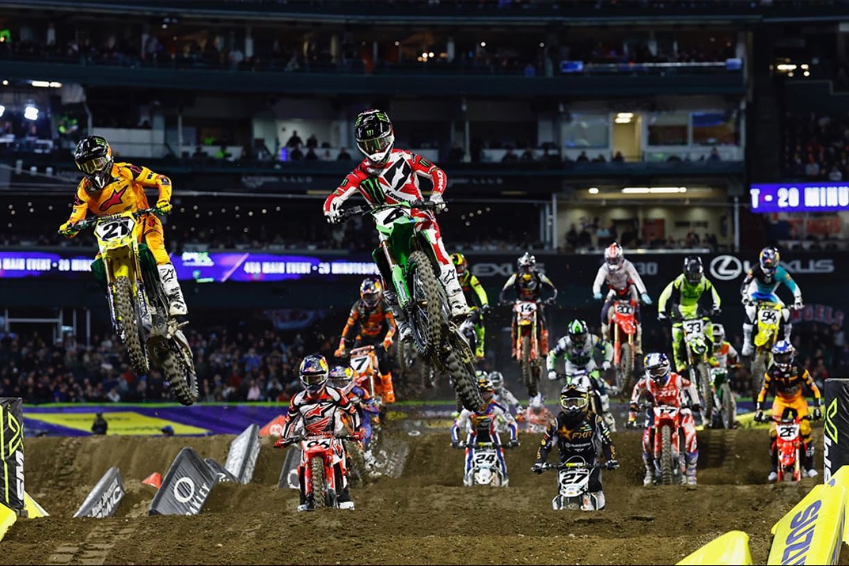 Anaheim 2 - Sexton's first Kawasaki win. Anderson got holeshot but fell back. Sexton wasn't challenged from there. Hunter 2nd, Tomac 3rd