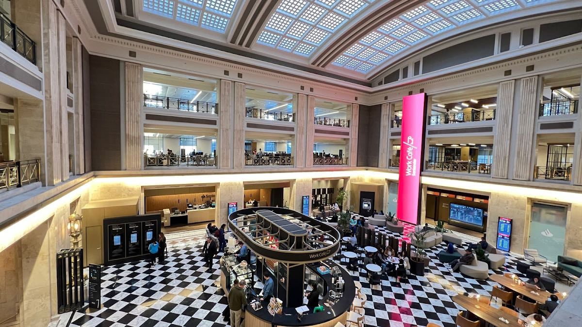 Work/Caf茅 Santander - Un espacio tranquilo en la gran Santiago