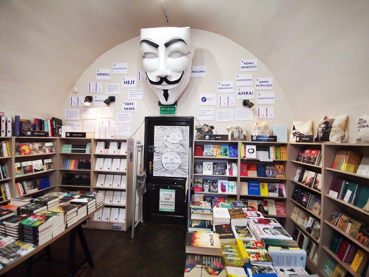 De Revolutionibus Books