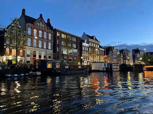 The Dancing Houses