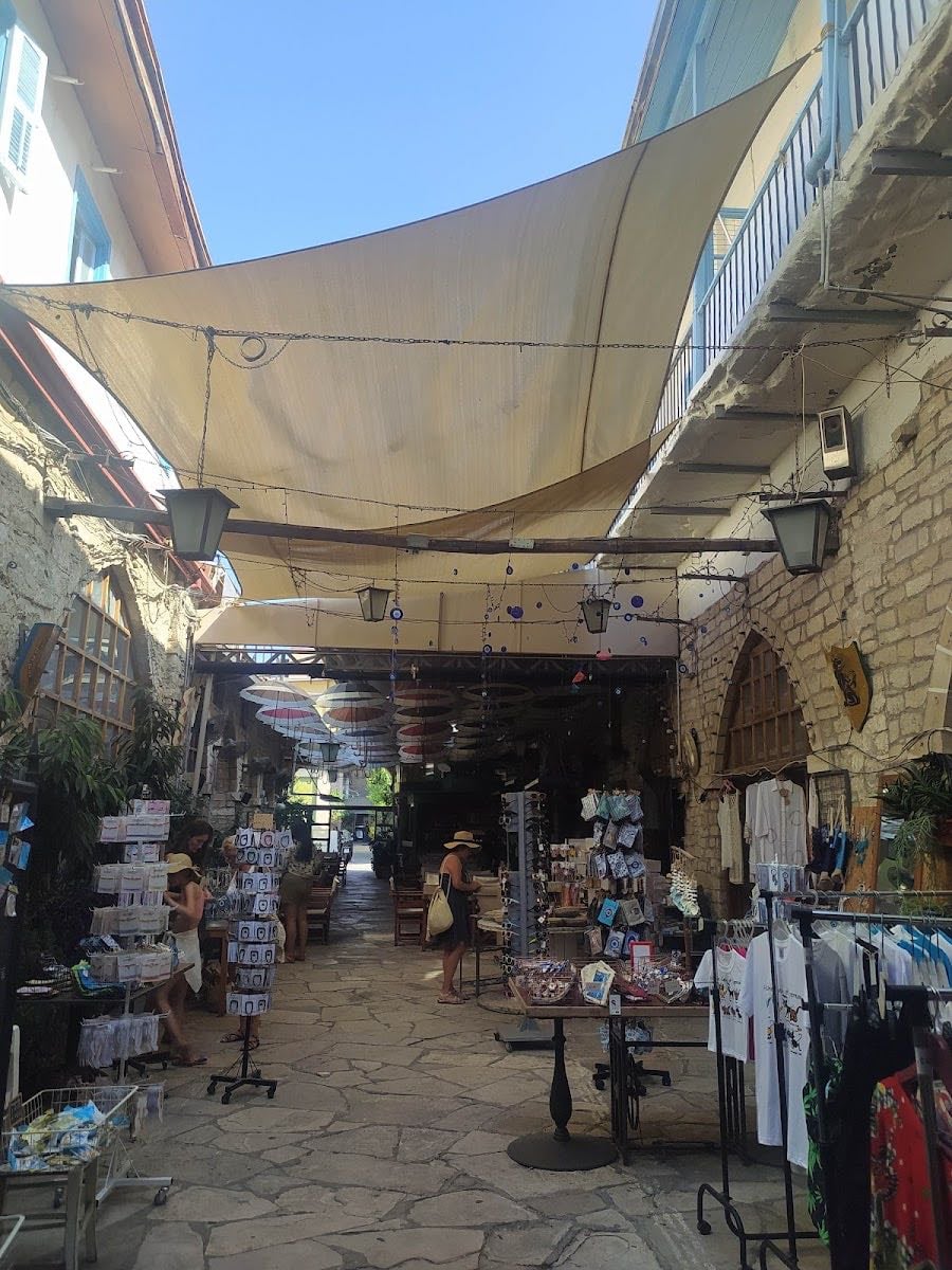Castle Square Market