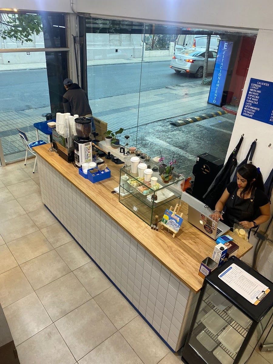 R3 Coffee Miraflores 537