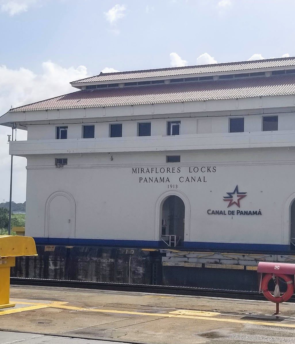 Canal de Panamá, Centro de Visitantes de Miraflores