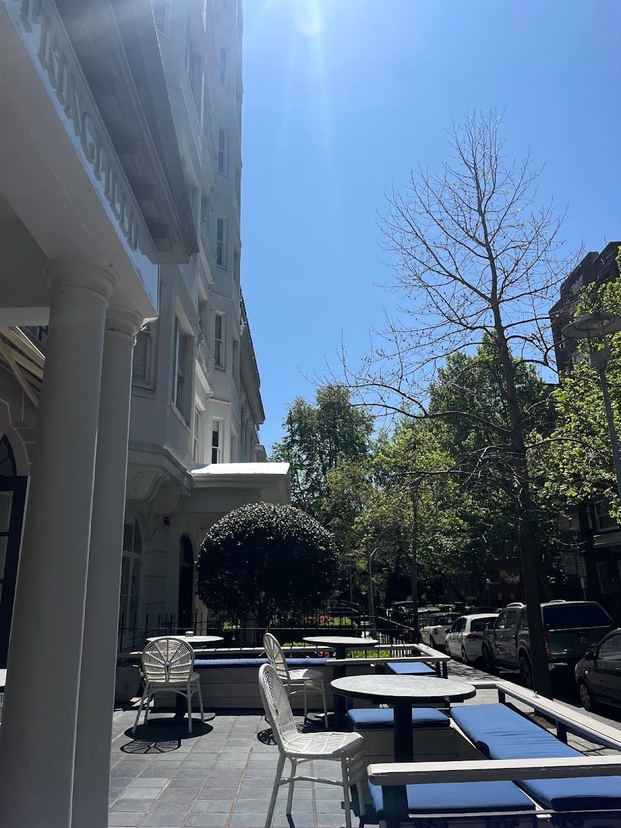 Dedys cafe Potts Point