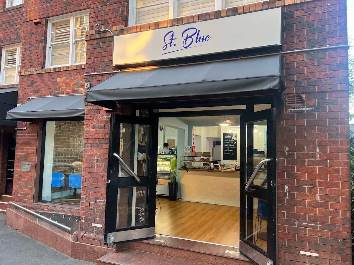 St. Blue Cafe - Coffee and Food