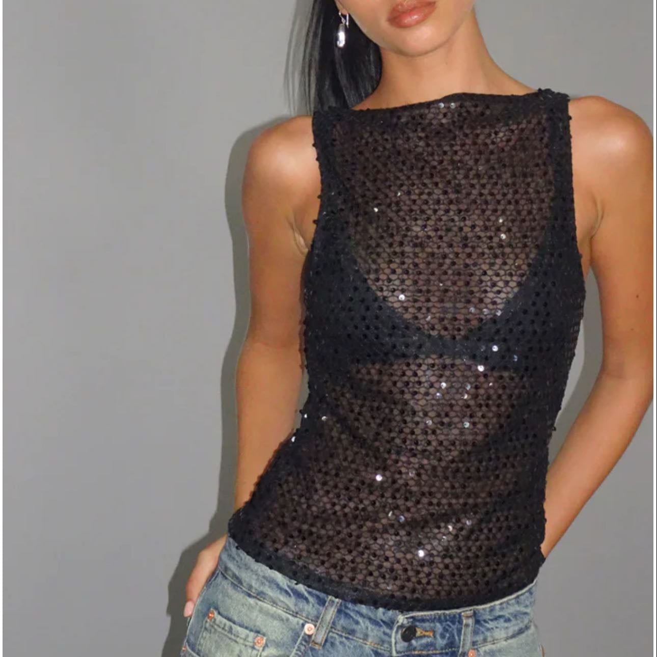 Dudley Vest Top In Sequin Knit Black