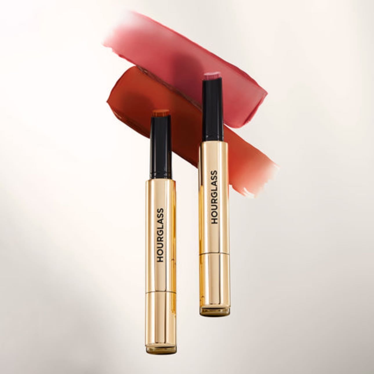 Hourglass volumizing lip balm