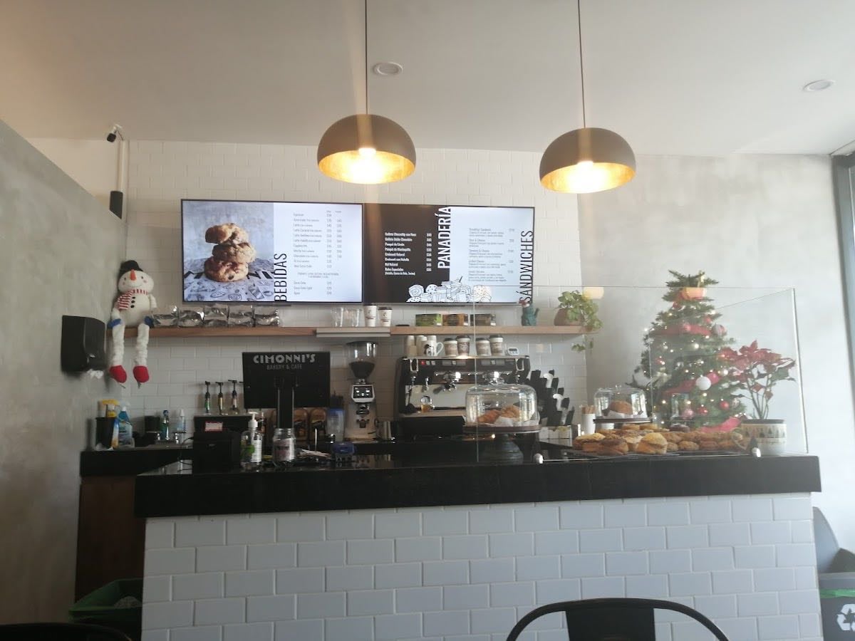 Cimonni''s Bakery & Café - García Lavin