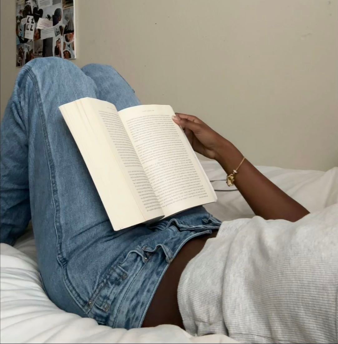 BOOKZ - Books hypelist by Carol
