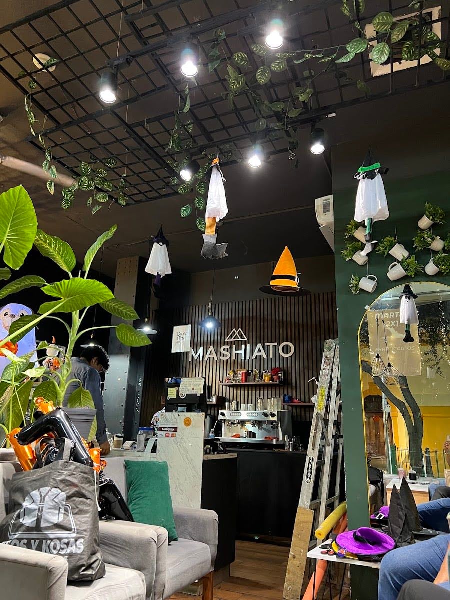 MASHIATO Coffee + Bakery & Fun