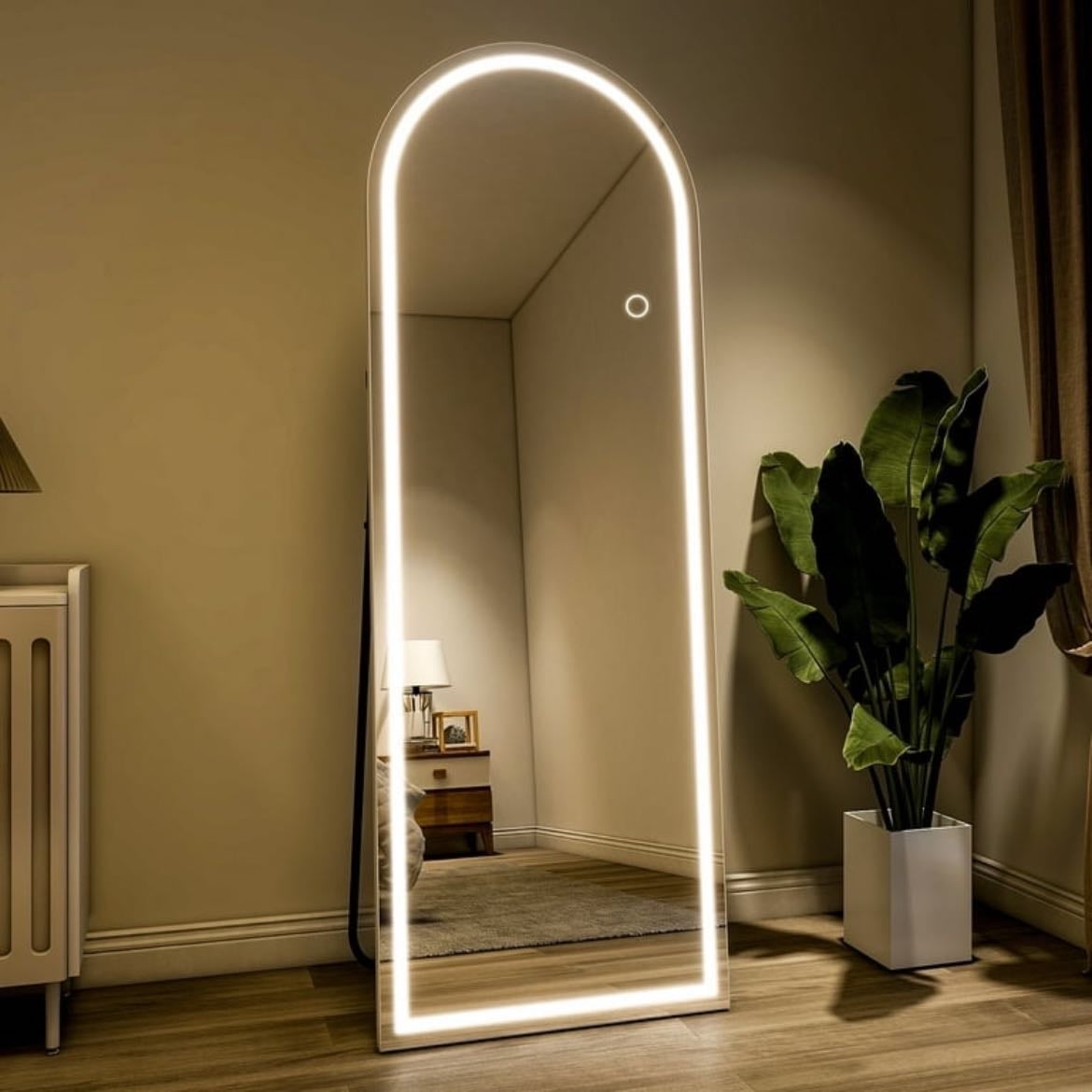 standing mirror
