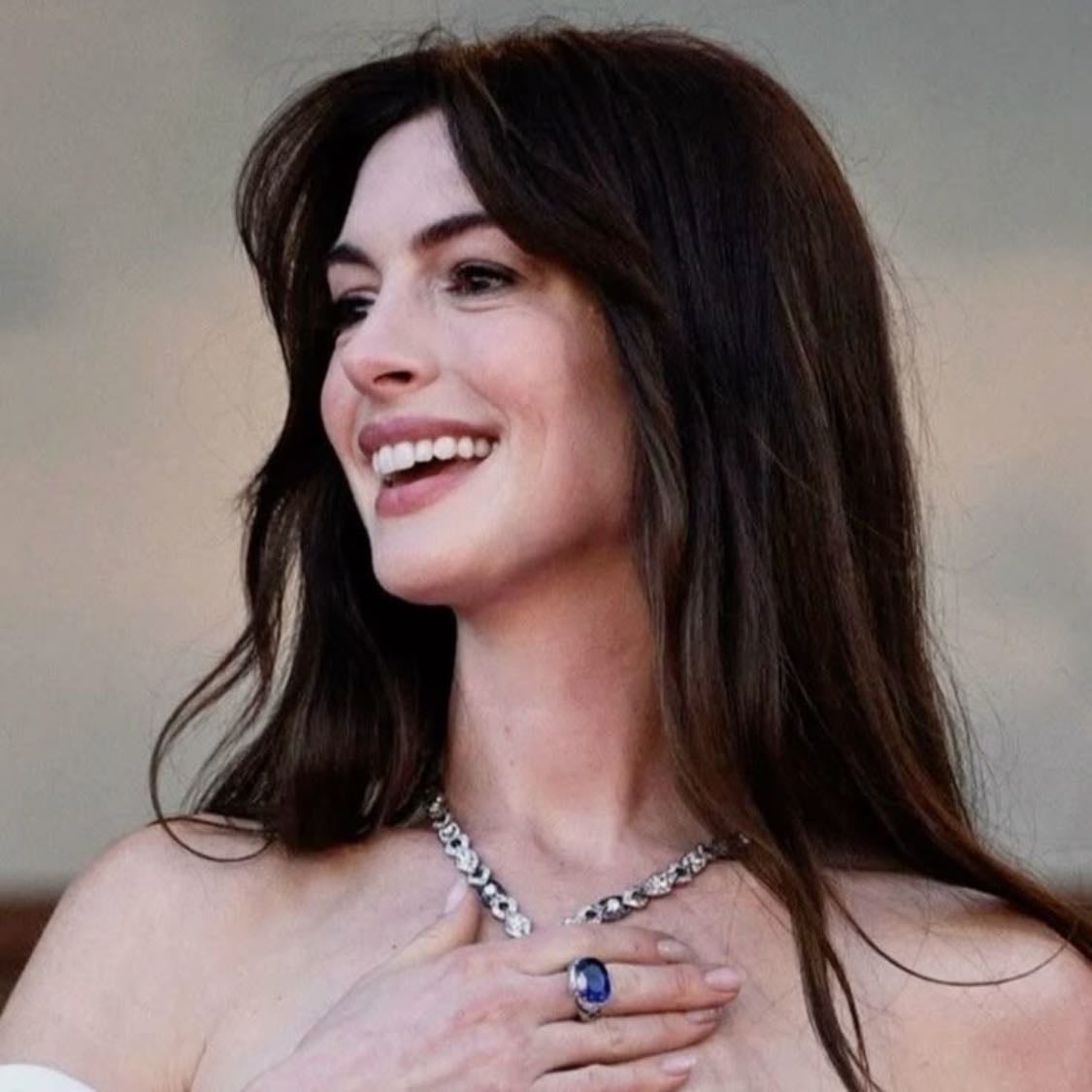 anne hathaway