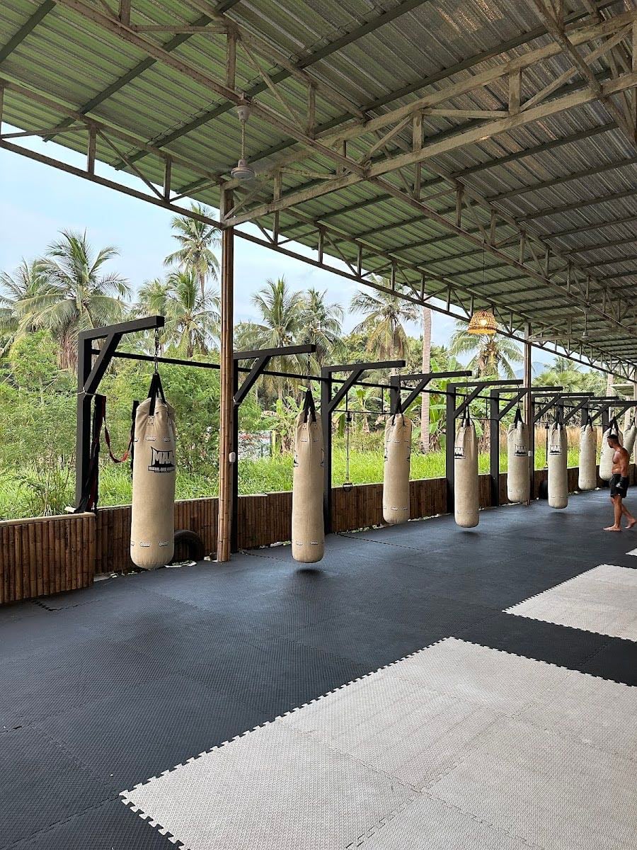 Martial Arts Academy - Best gym for Muay Thai and hiit classes