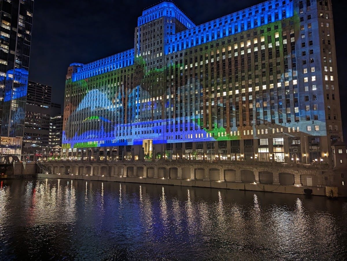 Art on The Mart - Watch the show from the Riverwalk every Thursday through Sunday for 30 minutes.