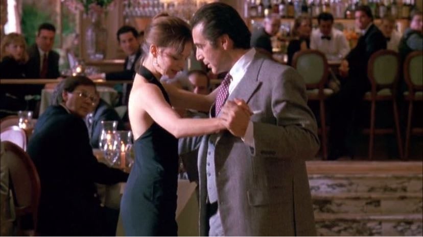 Perfume de Mulher - Por Una Cabeza - Carlos Gardel