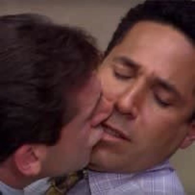 Gay Witch Hunt - The Office (U.S.) T:3E:1