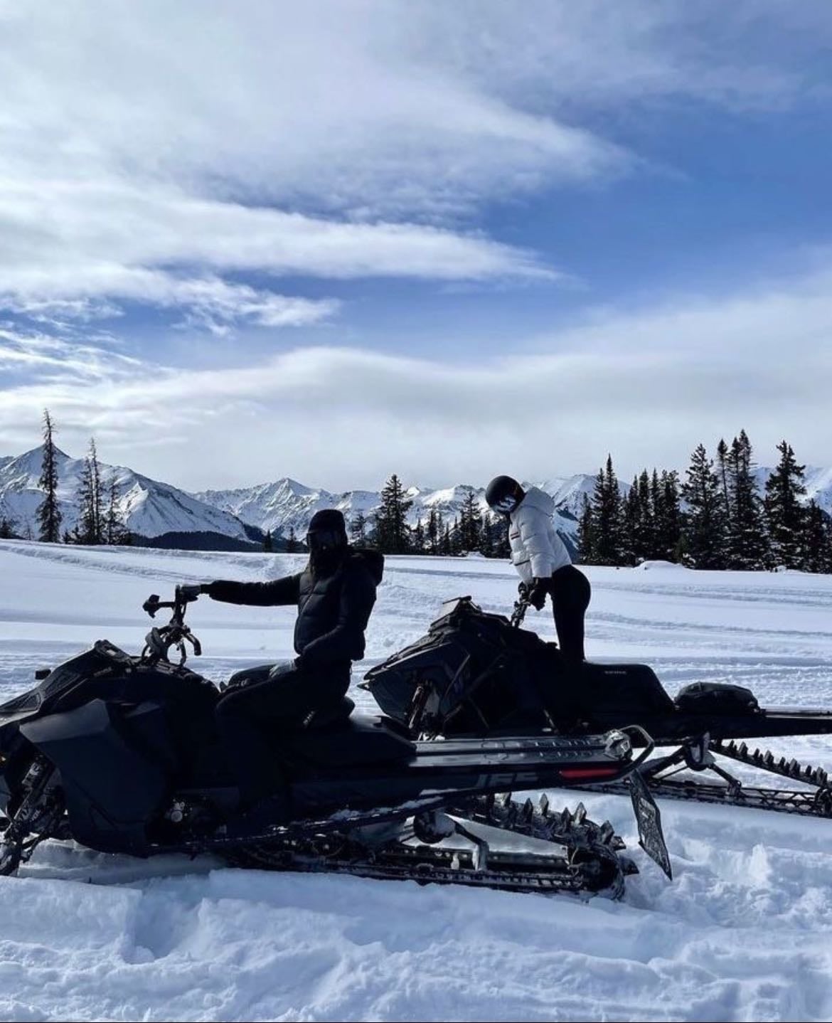 andar en moto de nieve