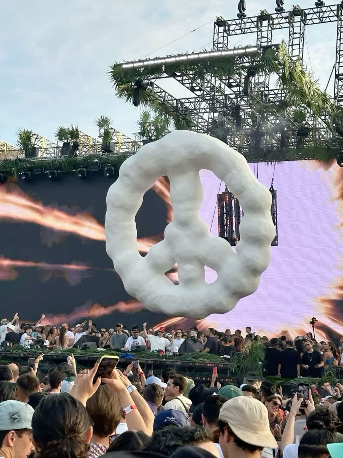 ir a una fiesta techno en ibiza