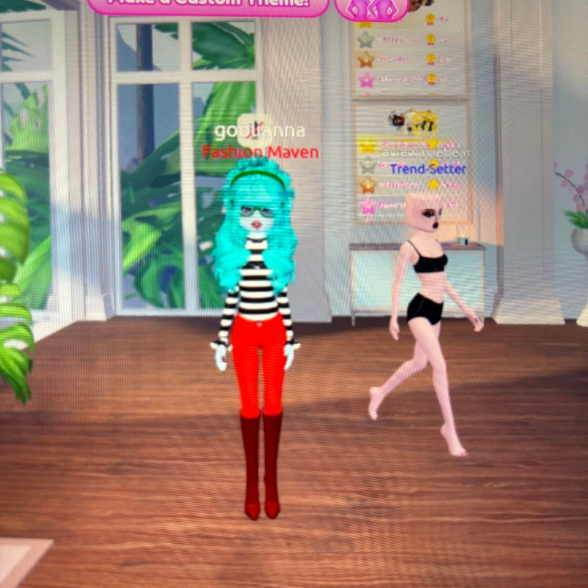 theme: ghosts and ghouls - ghoulia yelps