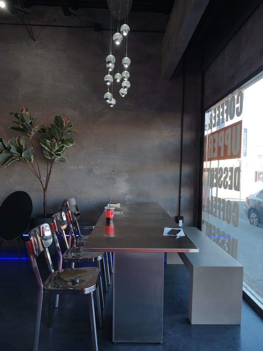 CAFE UPPER