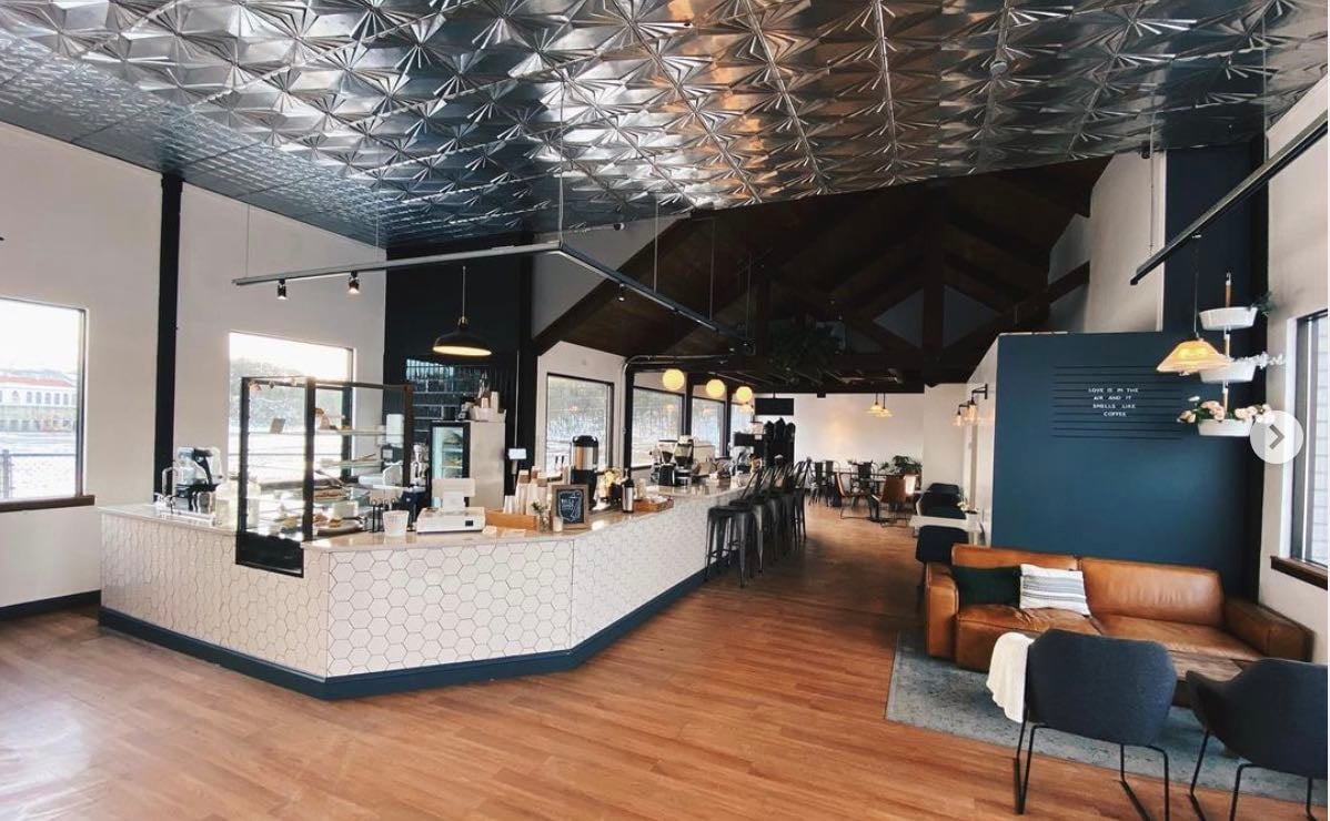 Bella Goose Coffee - Cafe on the River - Para mí la mejor cafetería de Dells, todo con productos naturales y hechos en el día.