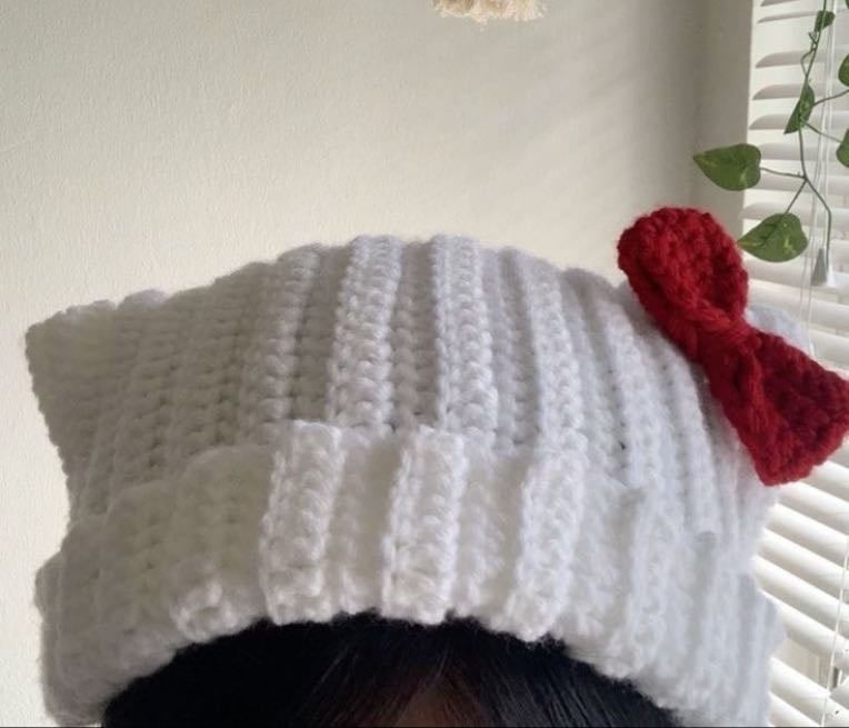 hello kitty hat