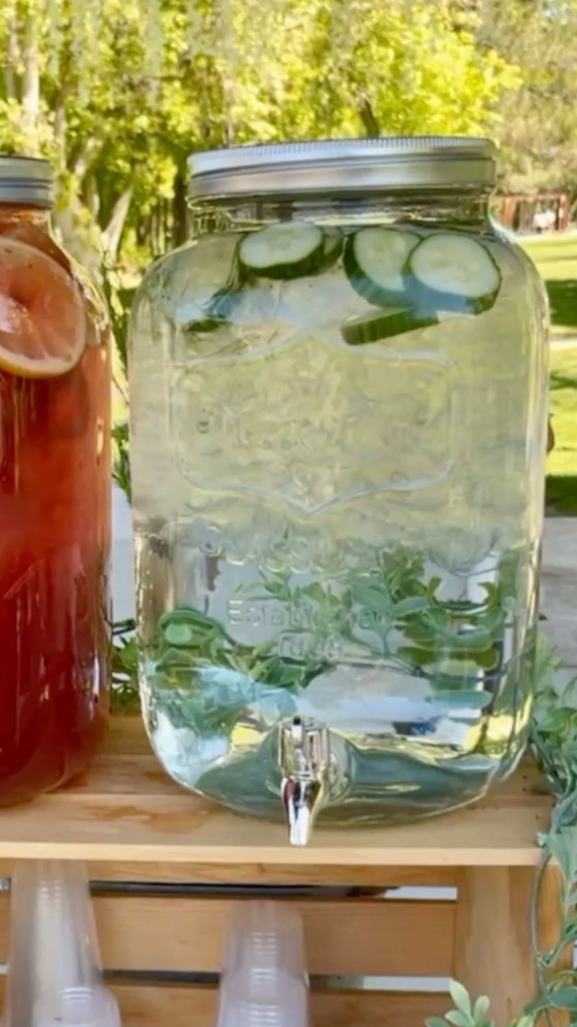 drink dispenser - container