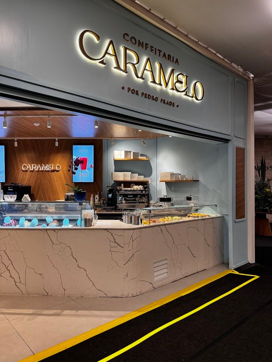 Confeitaria Caramelo por Pedro Frade - Barra Shopping