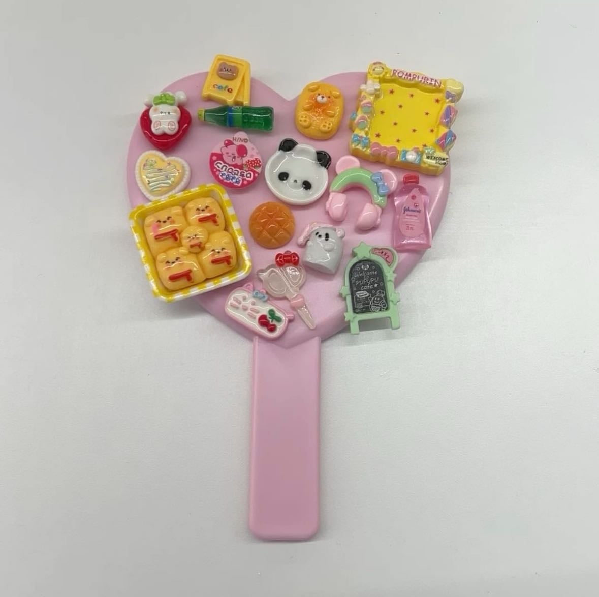 decorate a hand held mirror