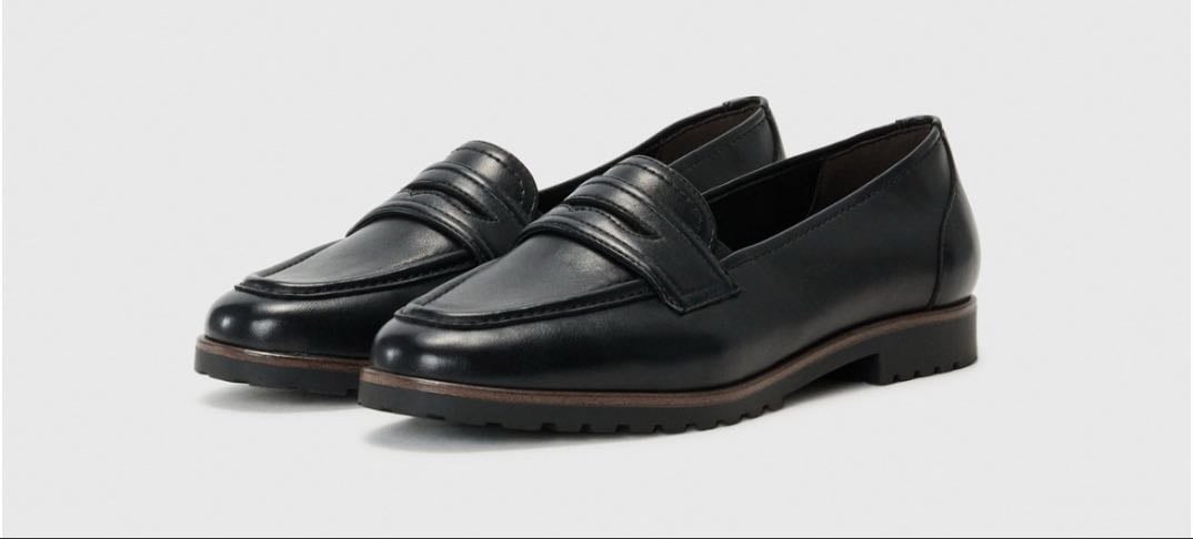 mocassins
