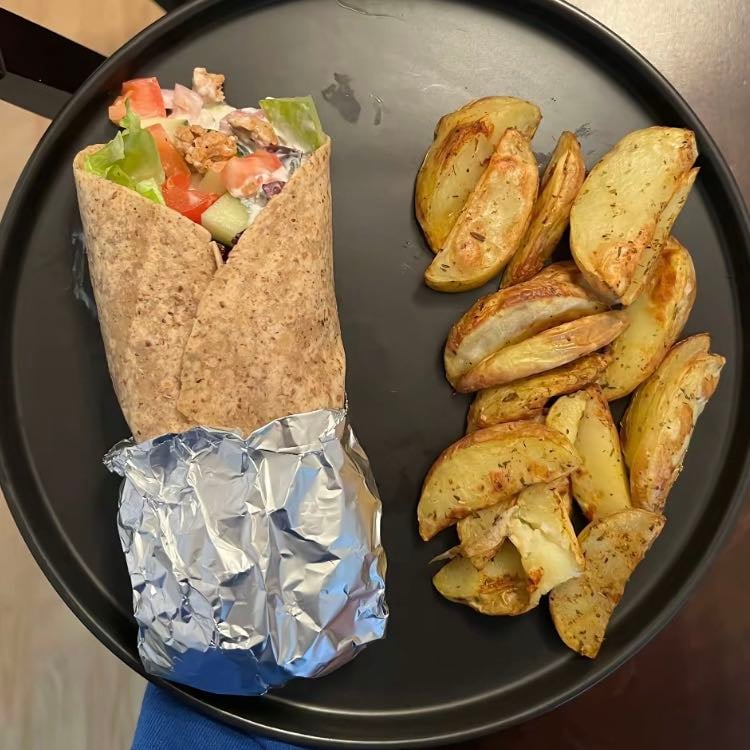 greek chicken wrap