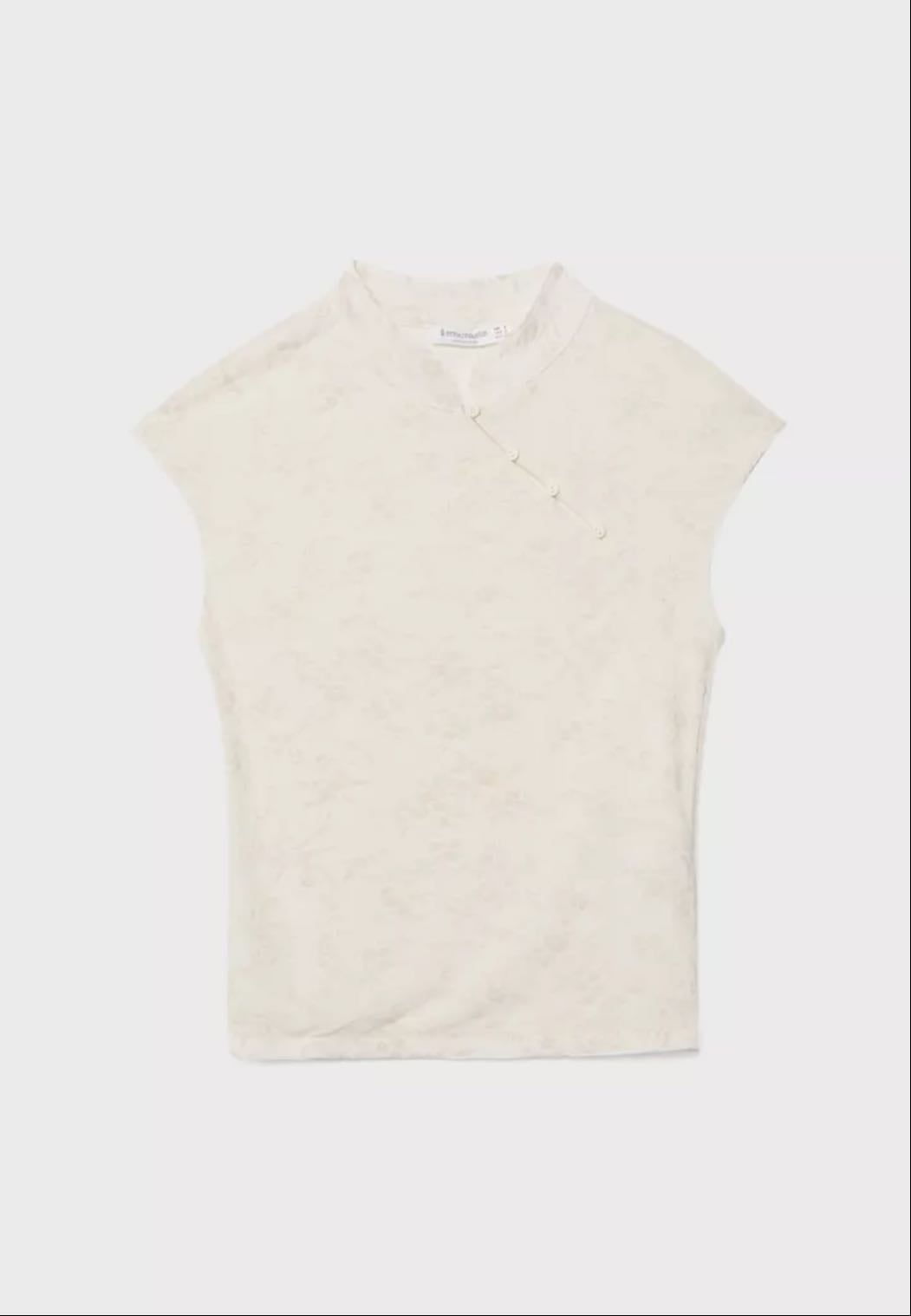 CAMISETA ESTILO QIPAO FLOCADA - Stradivarius