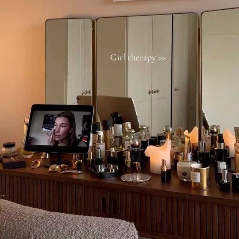 Makeup - Arréglate un poco aunque solo estés en casa