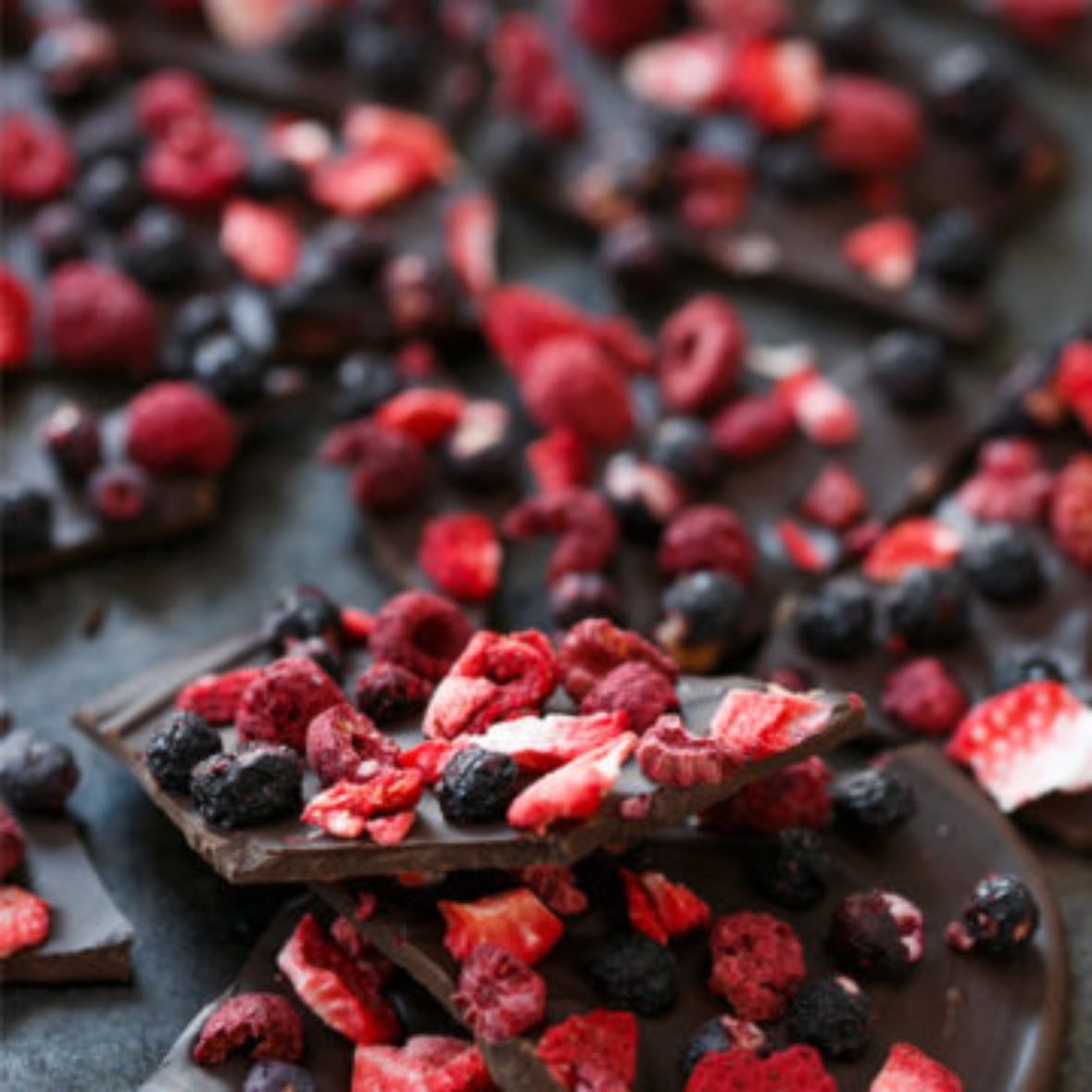 berries w chocolate
