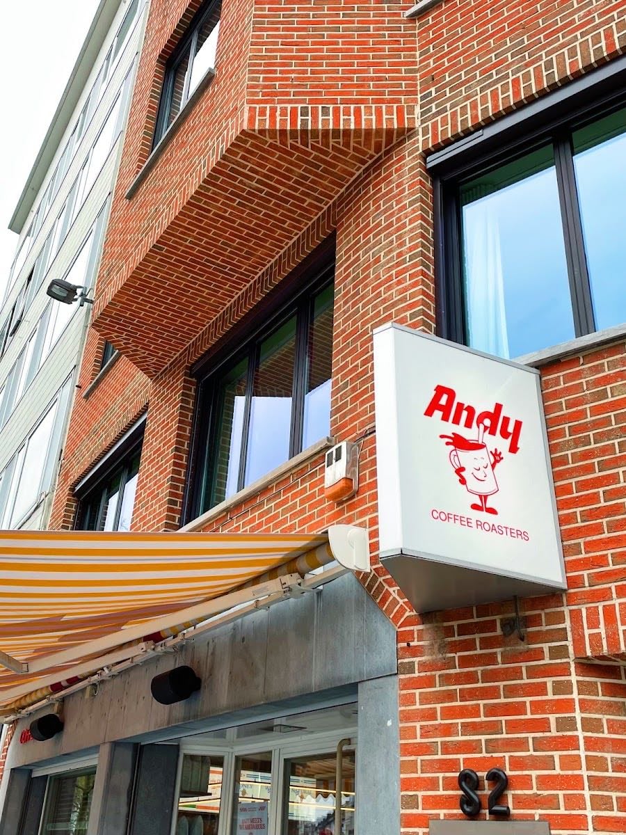 ANDY ROASTERS