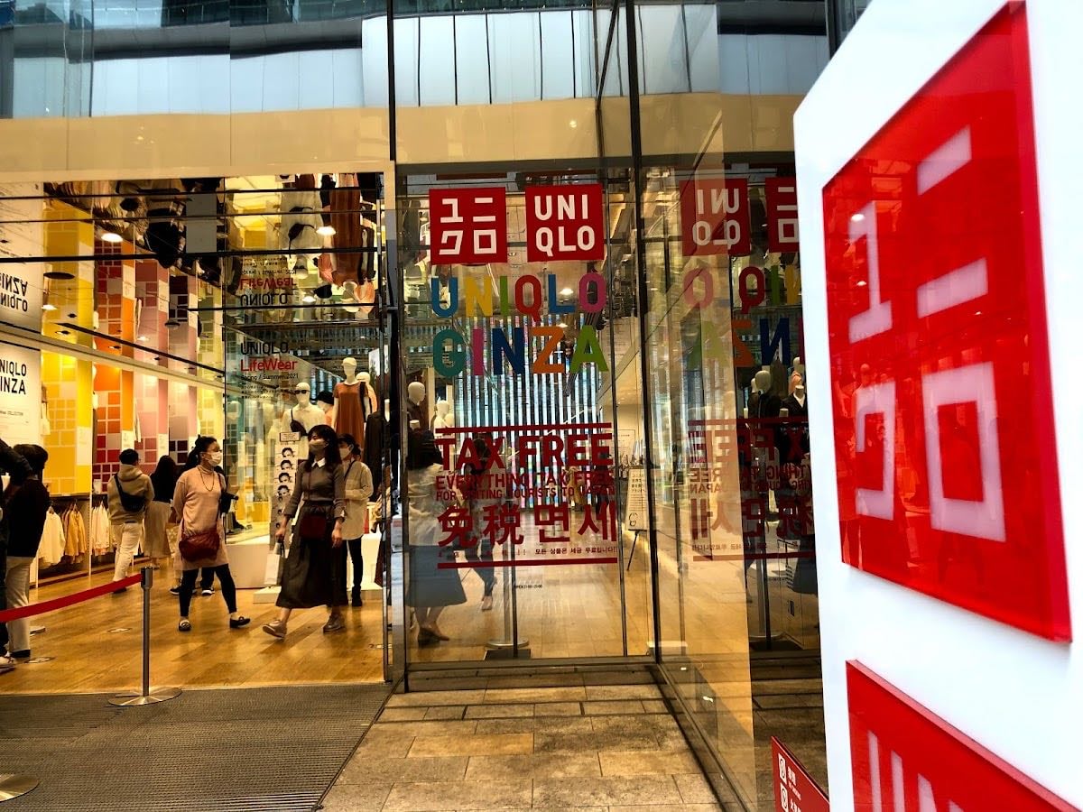 Uniqlo Ginza Flagship Store