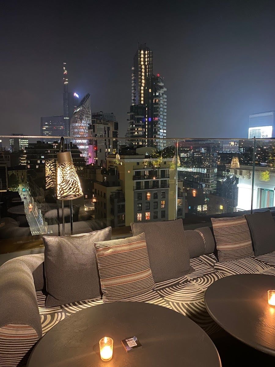 Radio Rooftop Bar