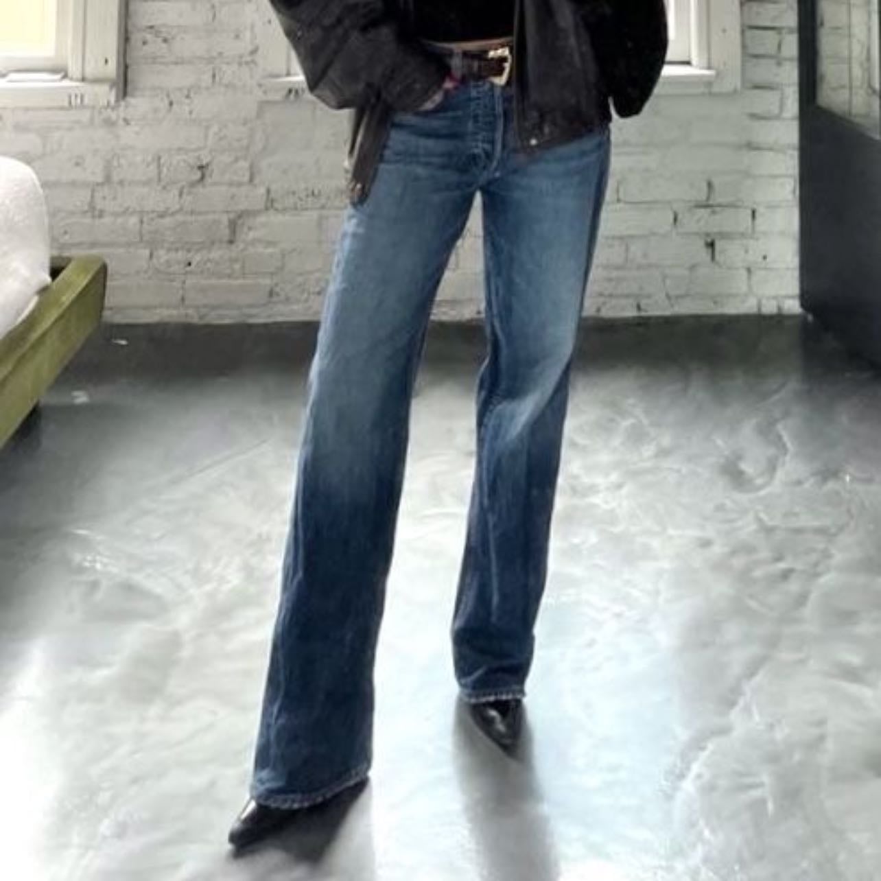 Jeans obscuros