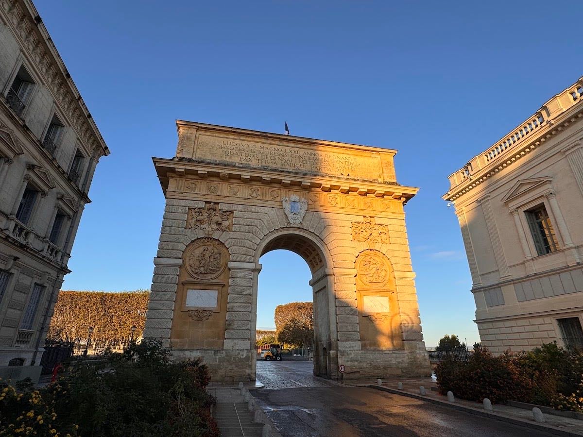 Porte du Peyrou