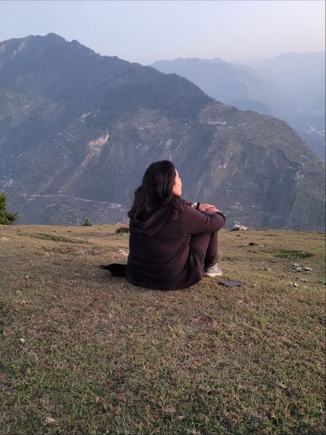 Learn to be alone - learning to be alone isnโt about isolation nor about being alone all the timeโitโs about learning to love yourself, to be ok with yourself so you can live more authentically and connect with others in a healthier way.