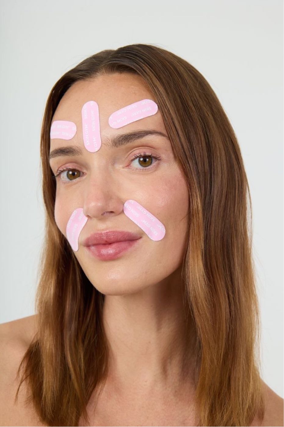 face taping - ajuda a ativar ou relaxar a musculatura do rosto durante o sono (+ ajuda a prevenir e suavizar linhas de expressão)