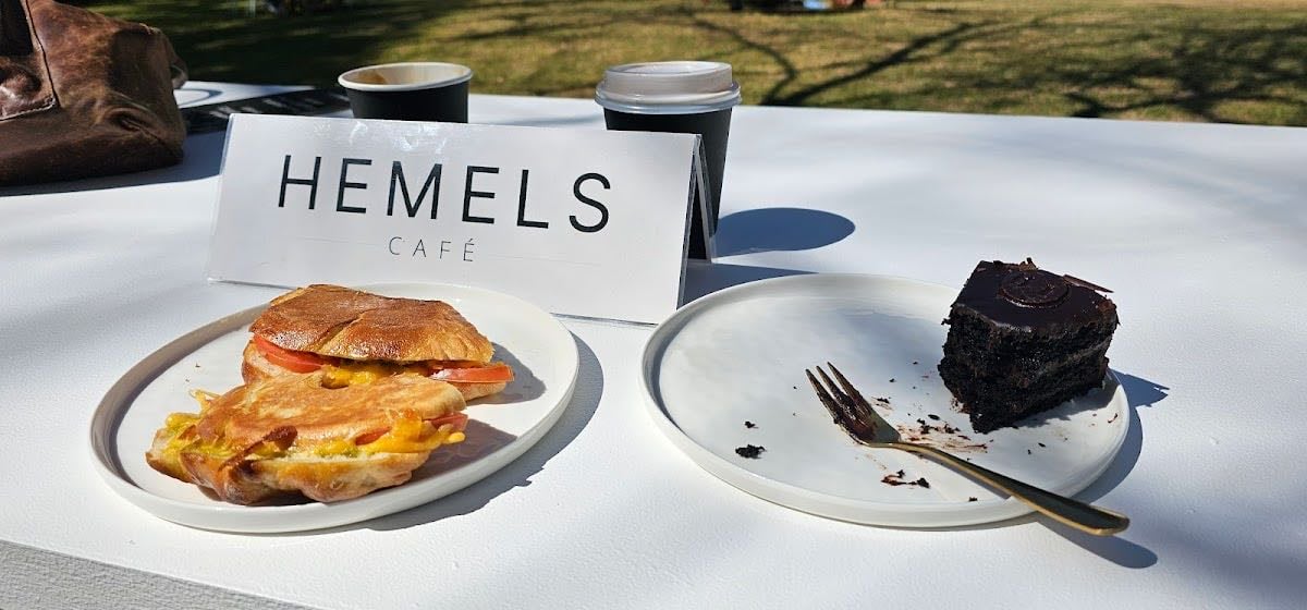 Hemels Café