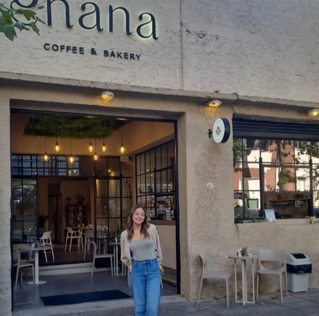 Ghana cafe