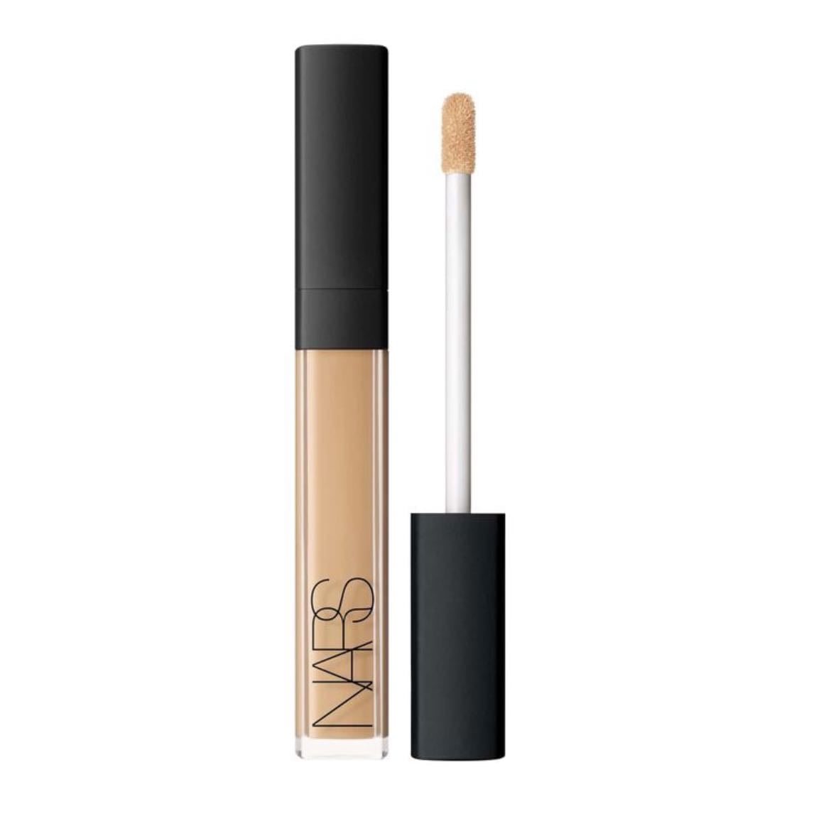 Corrector (NARS) - Aplicar en las zonas rojas y en la ojera