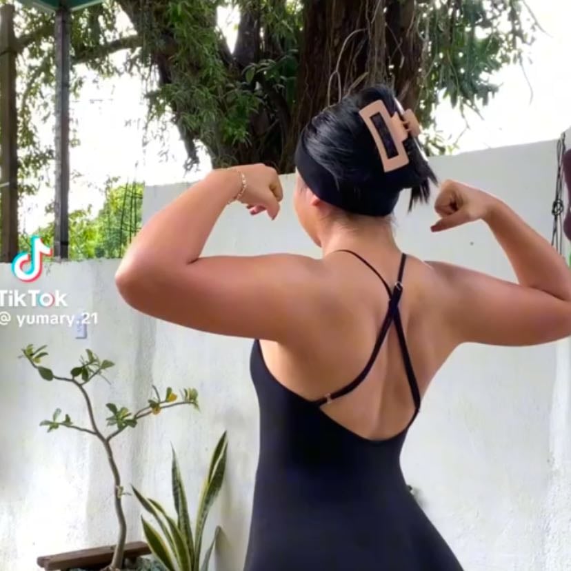 Perfiles de TikTok - @regi.choww- Calentamiento / @yumary.21 glúteo y Cuadri / @yumary.21 Hombro, espalda/ @luvveg1 Glúteo y Femoral / @linatejada_ Pecho, Hombro y tríceps / @ izzysmithfit Toda la pierna